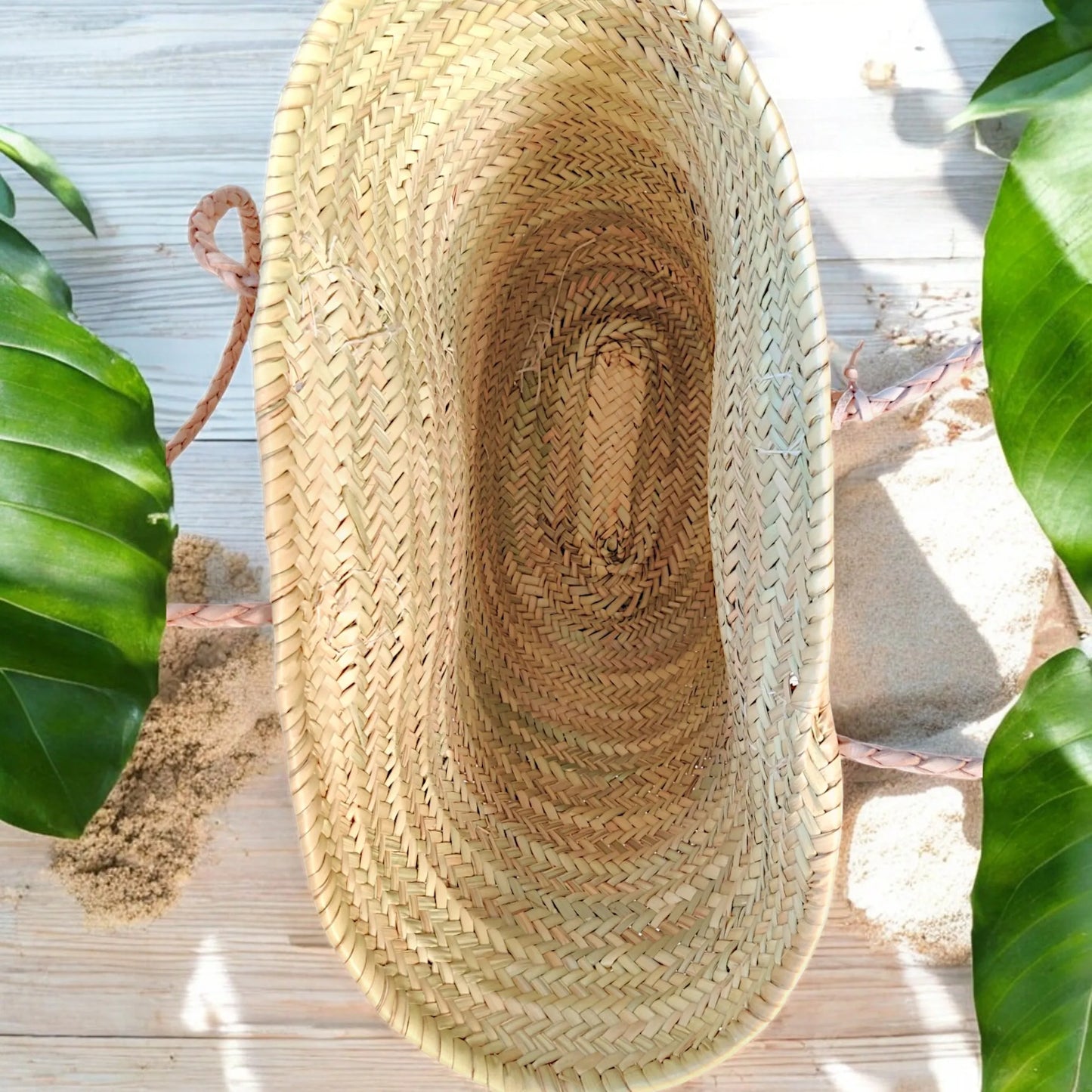 Handcrafted Moroccan Straw Basket – Durable & Stylish